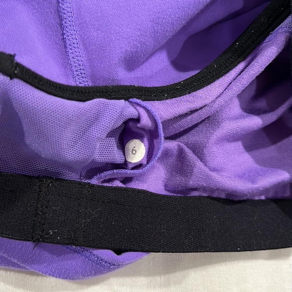 LULULEMON TOP PURPLE AND BLACK WITH INSIDE BRA - Picture 7 of 9